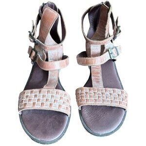 Roan Lyssa Women Gladiator Sandal sz 5 Leather Epica Brown Bed Stu Zipper
